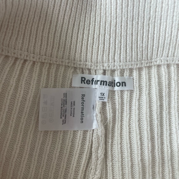 Reformation sweater shorts 1X - Picture 3 of 4